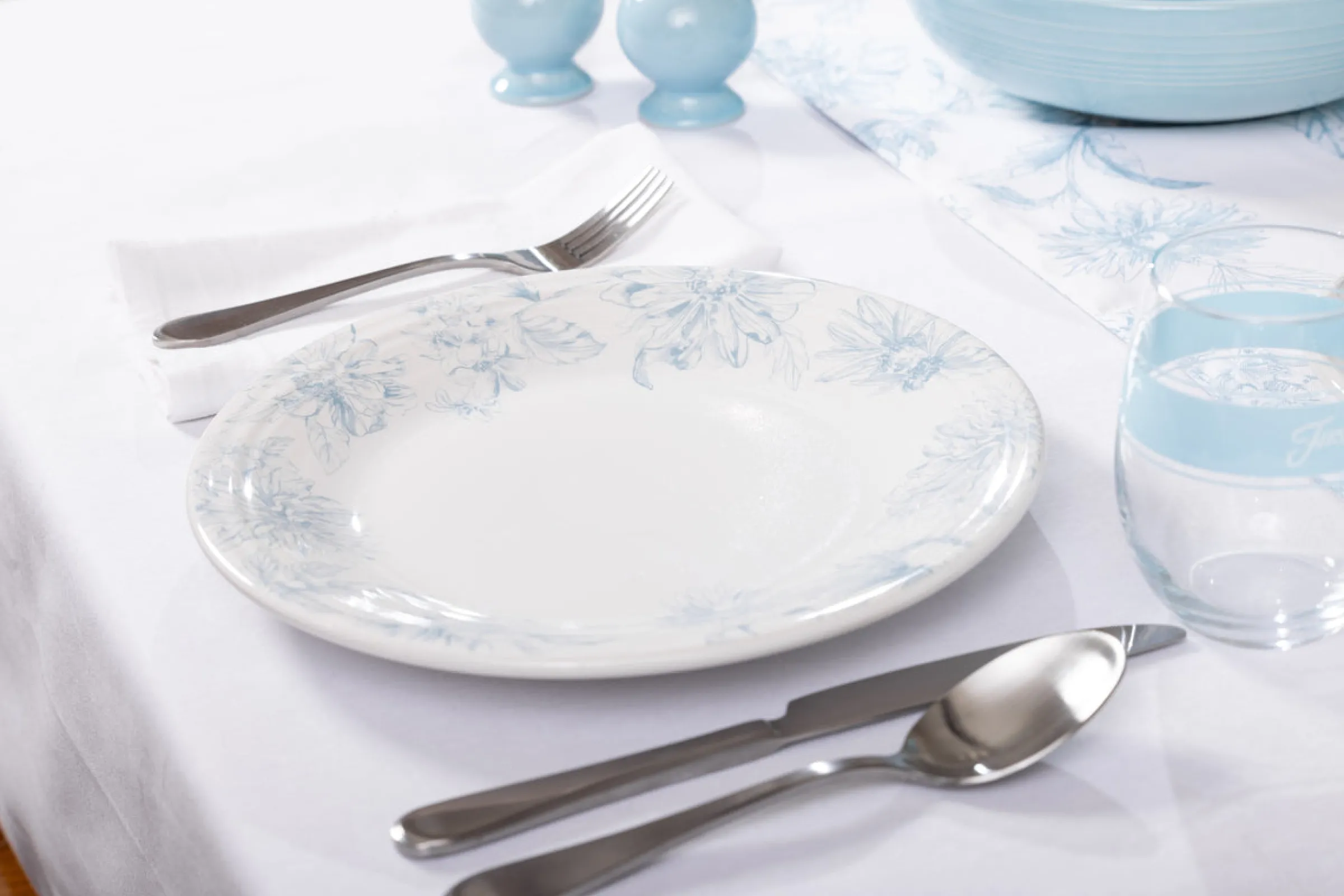 Botanical Floral Classic Rim 10 1/2 Inch Dinner Plate|Fiesta Factory Direct New
